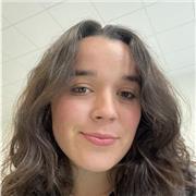 Estudiante de doble grado de ingeniería, profesora particular disponible en julio